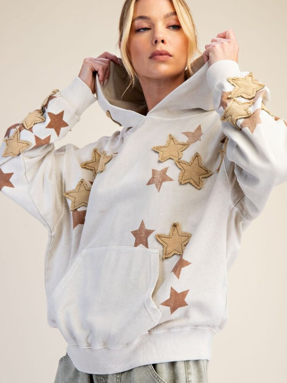 NEW EASEL WHITE GOLD STAR PATCH DETAILING WASHED PULLOVER HOODIE SWEATER NWT SML